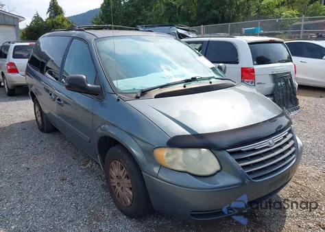 2005 Chrysler Town & Country Lx from USA, damaged, VIN 2C4GP44R05R355192